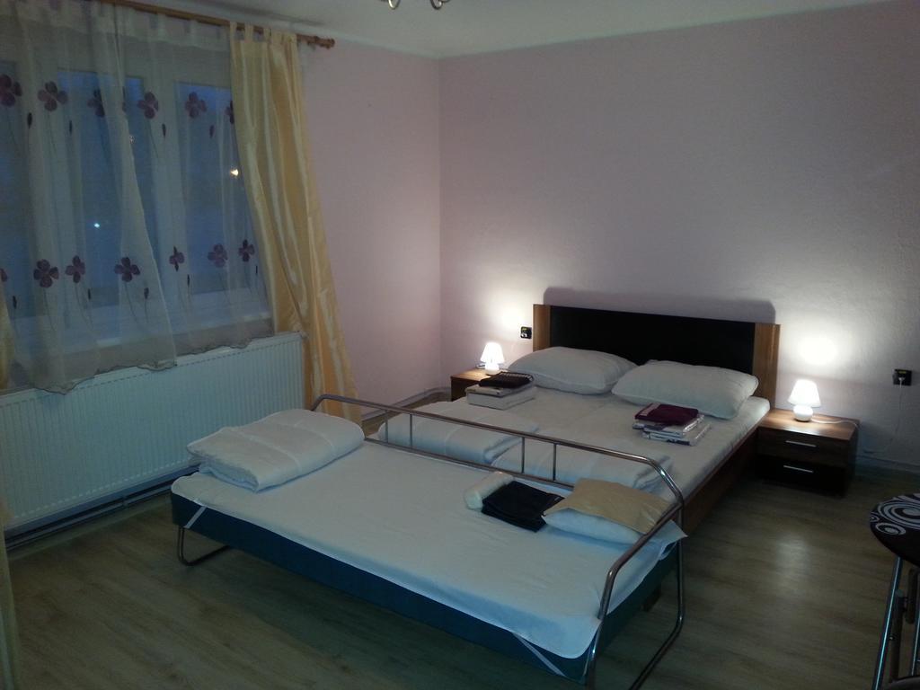 Vilka Bucek "Trochu Inak" Hotel Bobrovcek Ngoại thất bức ảnh